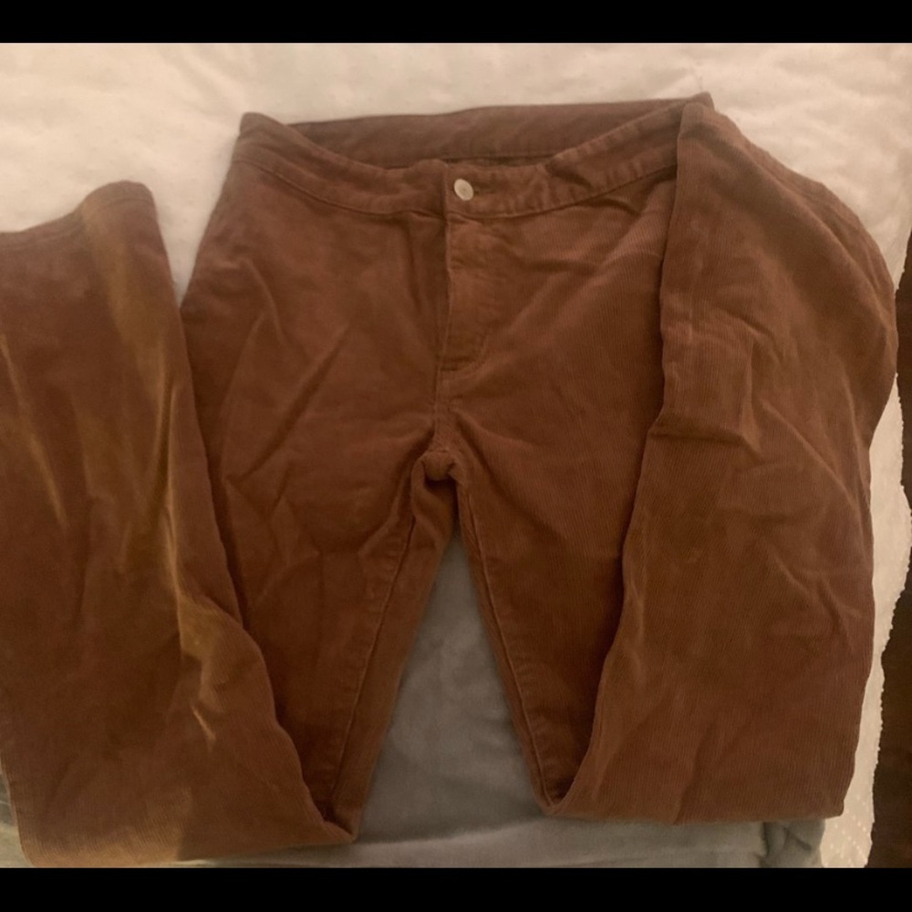 On Hold- brandy Melville corduroy pants